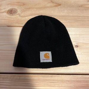 Carhartt beanie.